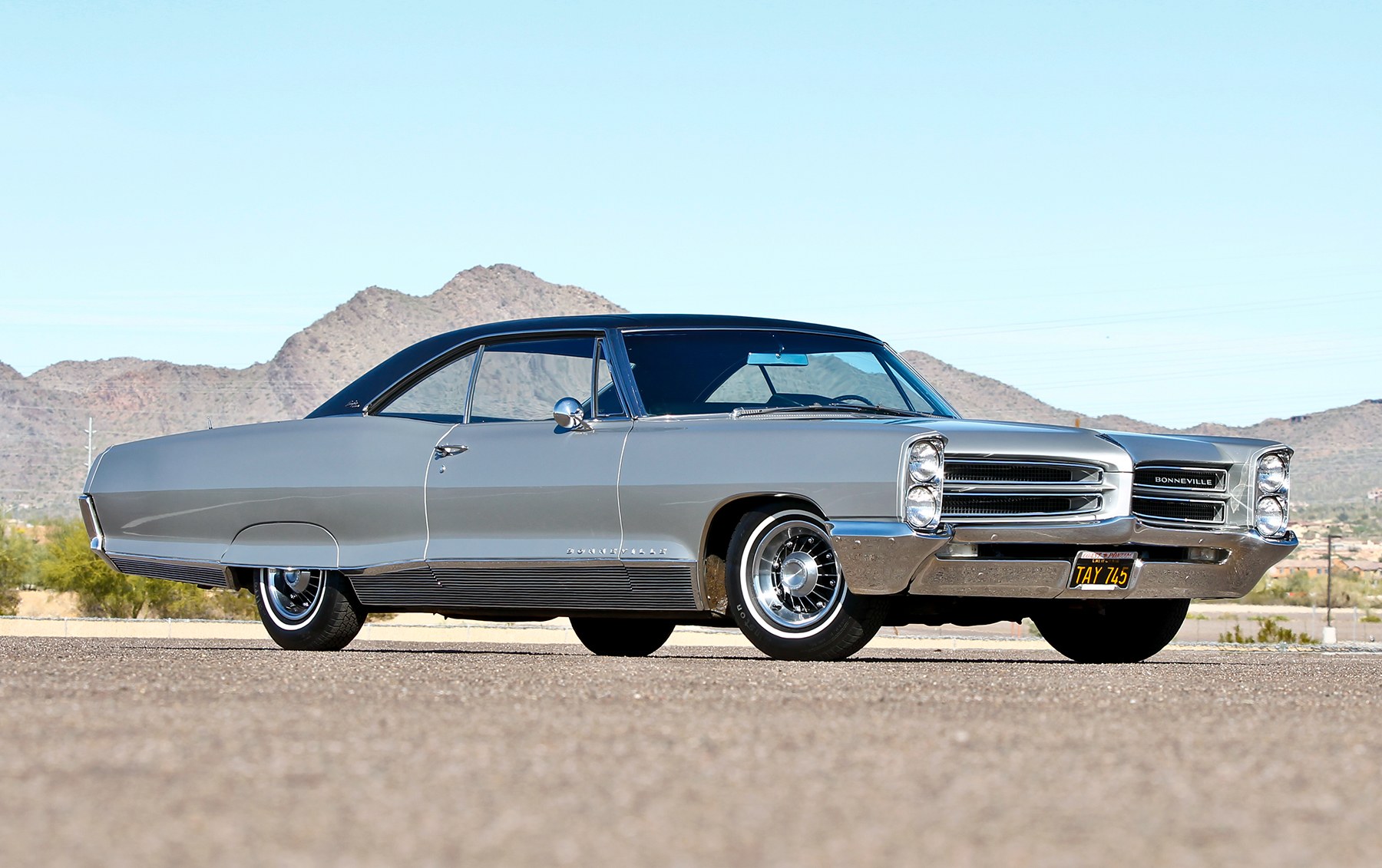 暮らしに便利なアイテム 1966 Pontiac Bonneville Brougham Hardtop Coupe | Gooding 自動車